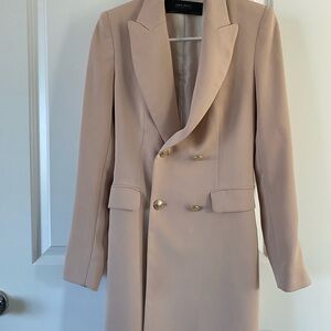 Zara Double-Breasted Blazer in Beige Size XS- Good Condition
B1